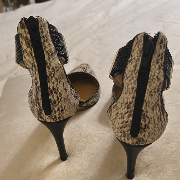 Antonio Melani Black and Tan Heels with Ankle Strap - Picture 5 of 13